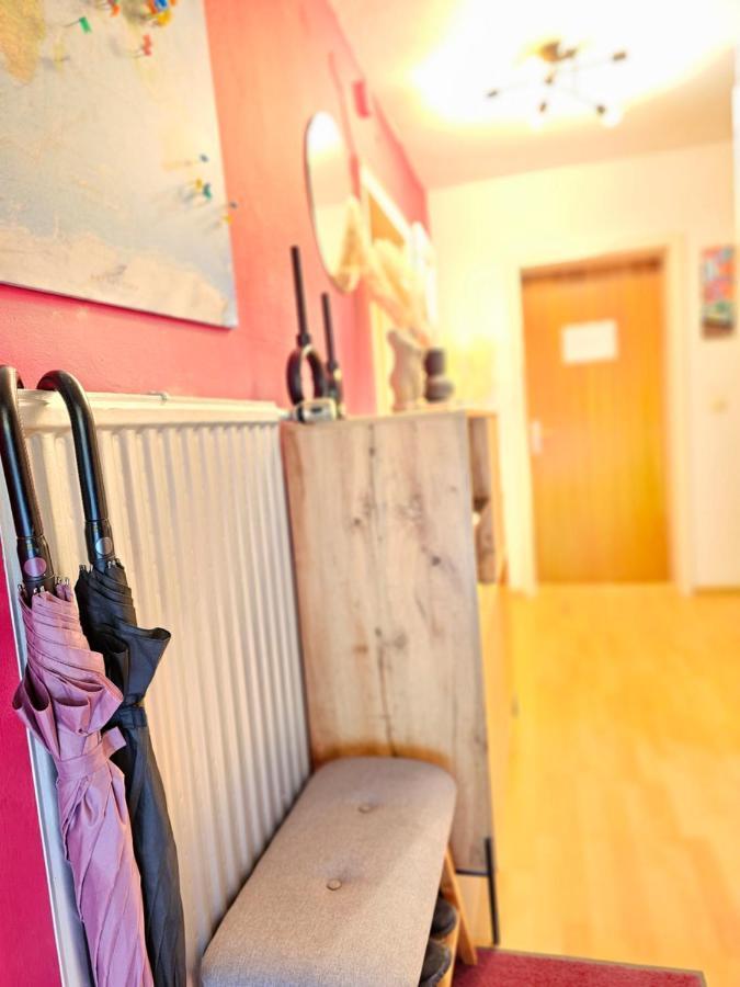 Doppelzimmer 1 I Geteiltes Bad & Kueche I Mit Dem Zug Nur 4 Min Bis Zum Hauptbahnhof Фрайбург-у-Брайсгау Екстер'єр фото