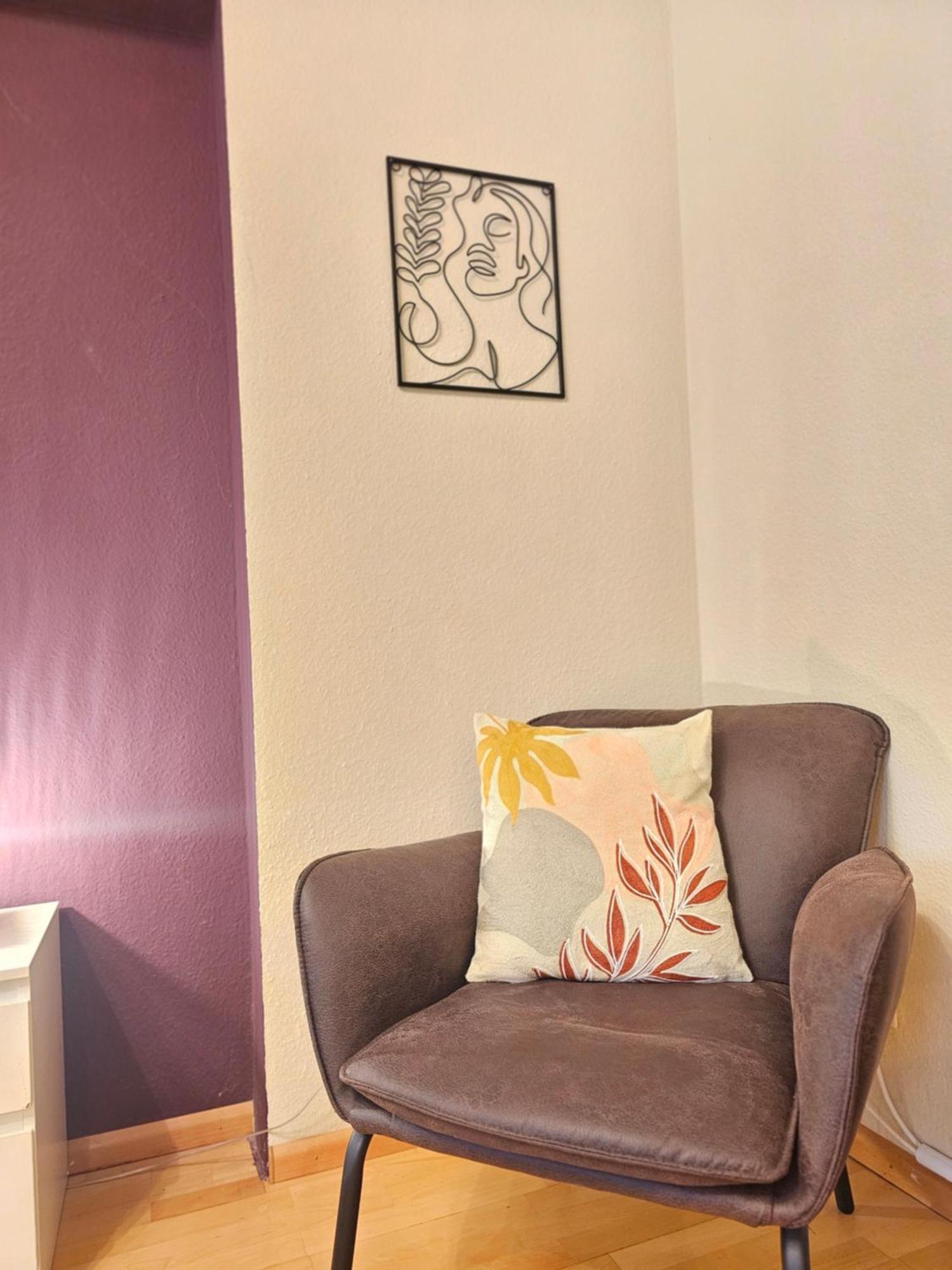 Doppelzimmer 1 I Geteiltes Bad & Kueche I Mit Dem Zug Nur 4 Min Bis Zum Hauptbahnhof Фрайбург-у-Брайсгау Екстер'єр фото